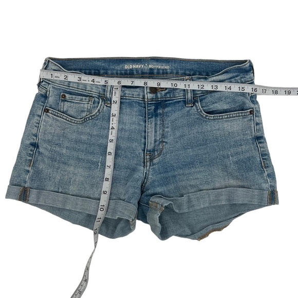 Old Navy Boyfriend Cuffed Hem Jean Shorts Size 8 Women’s - Picture 4 of 5
